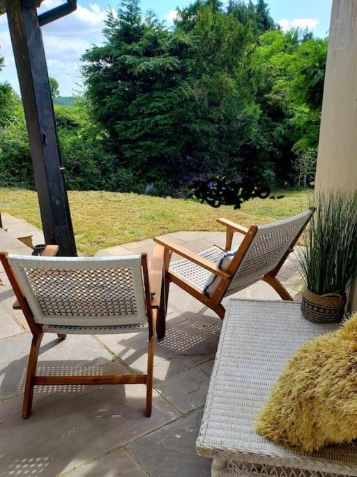 3 Bedroom 3 Bathroom Ground Floor Condo With Veranda Reigate Eksteriør billede